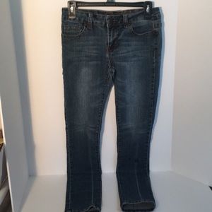 Woman’s Junior jeans